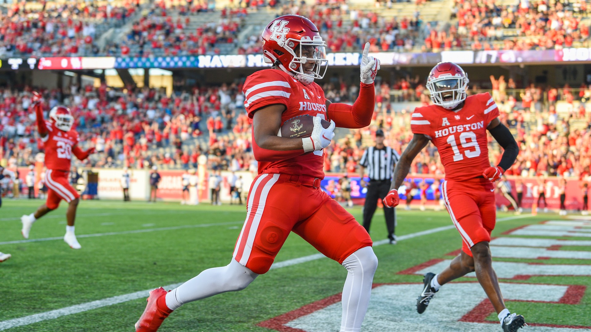 College Football Odds, Picks, Predictions for Houston vs. Tulane: How to Bet Thursday’s AAC Matchup (Oct. 7) article feature image