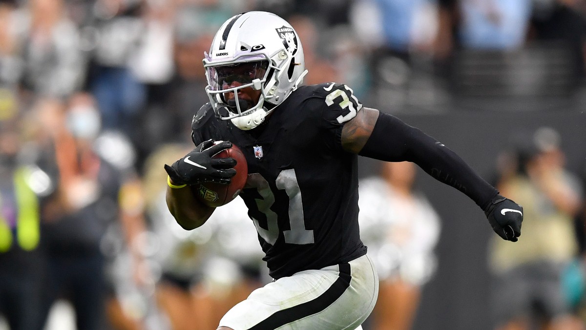 Raiders Peyton Barber & Foster Moreau Become Emergency Fantasy Football Adds If Josh Jacobs Is Inactive vs. Chargers article feature image
