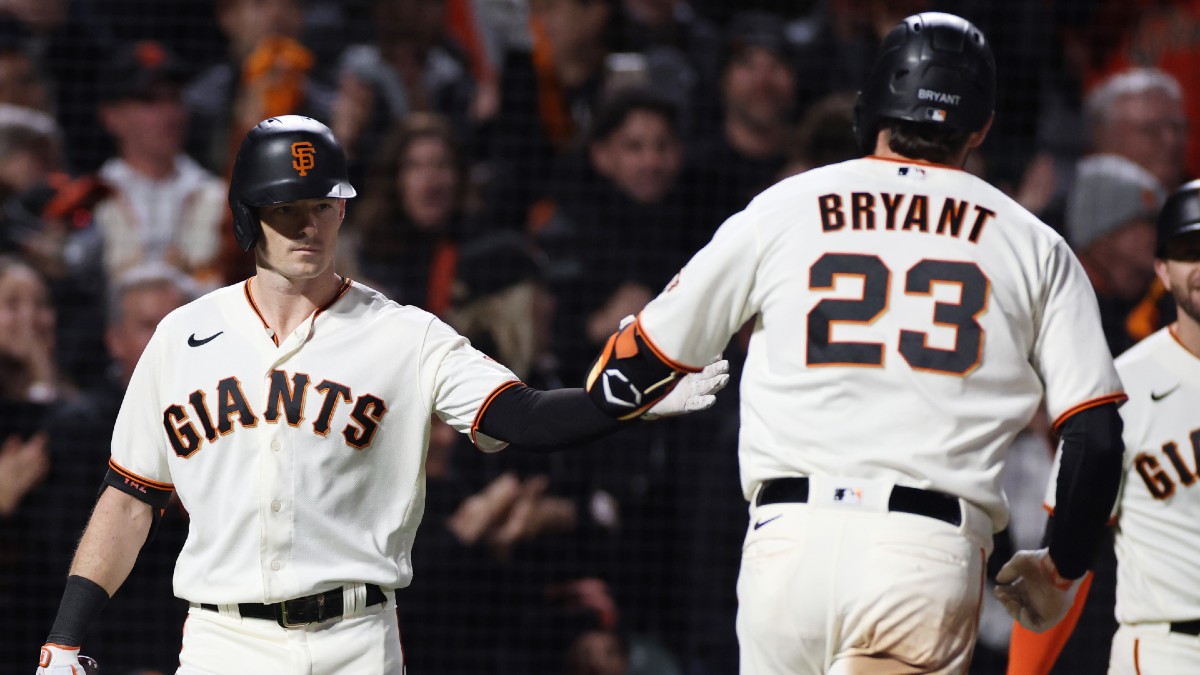 Saturday MLB Betting Picks: 3 Plays for Dodgers-Giants, Braves-Brewers in NLDS Game 2 article feature image