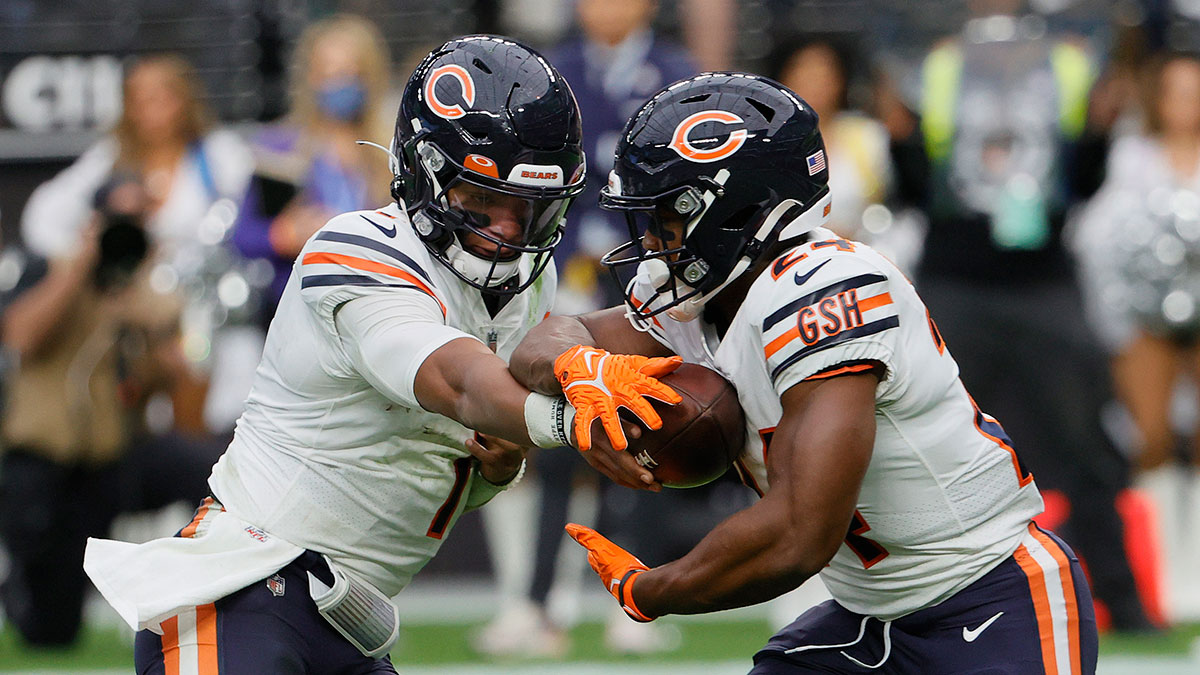 How Sharps Are Betting Steelers-Bears on MNF Image