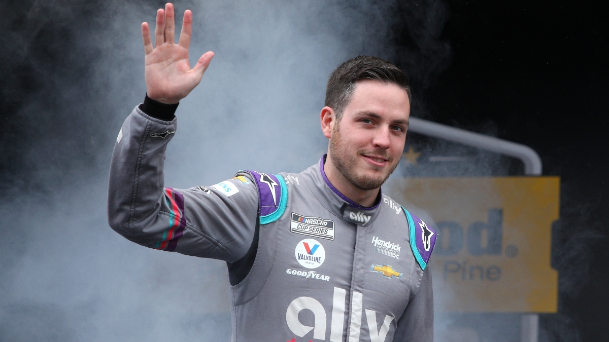 NASCAR XFINITY 500 at Martinsville Betting Picks & Predictions: The Longshot Prop To Target on Sunday Afternoon article feature image