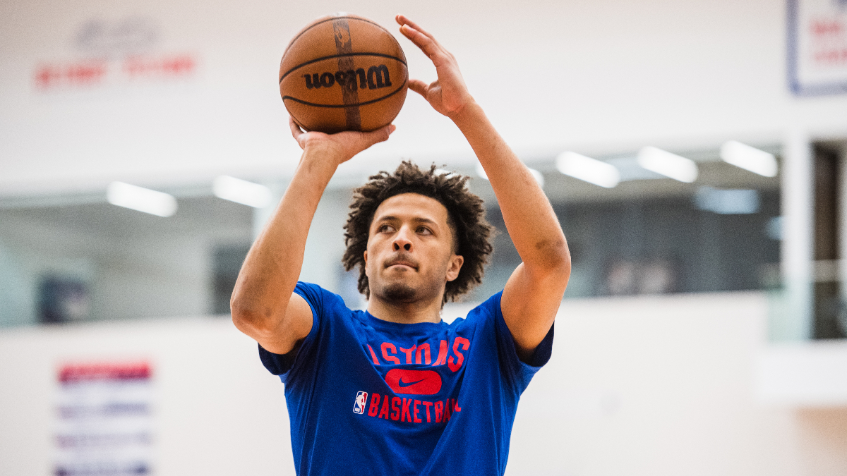 NBA Injury Report & Lineups: Joel Embiid Questionable, Cade Cunningham Expected to Debut Saturday Image