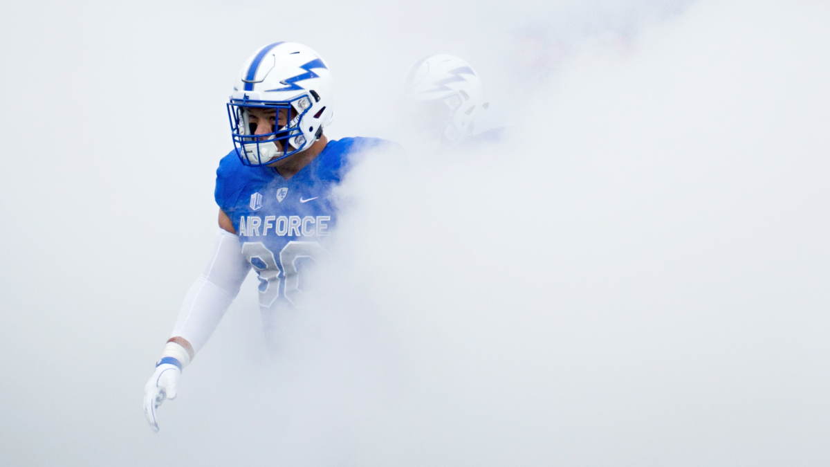Week 6 College Football Odds, Best Bets: Our Top Picks for Saturday Evening Kickoffs, Including Air Force vs. Wyoming article feature image