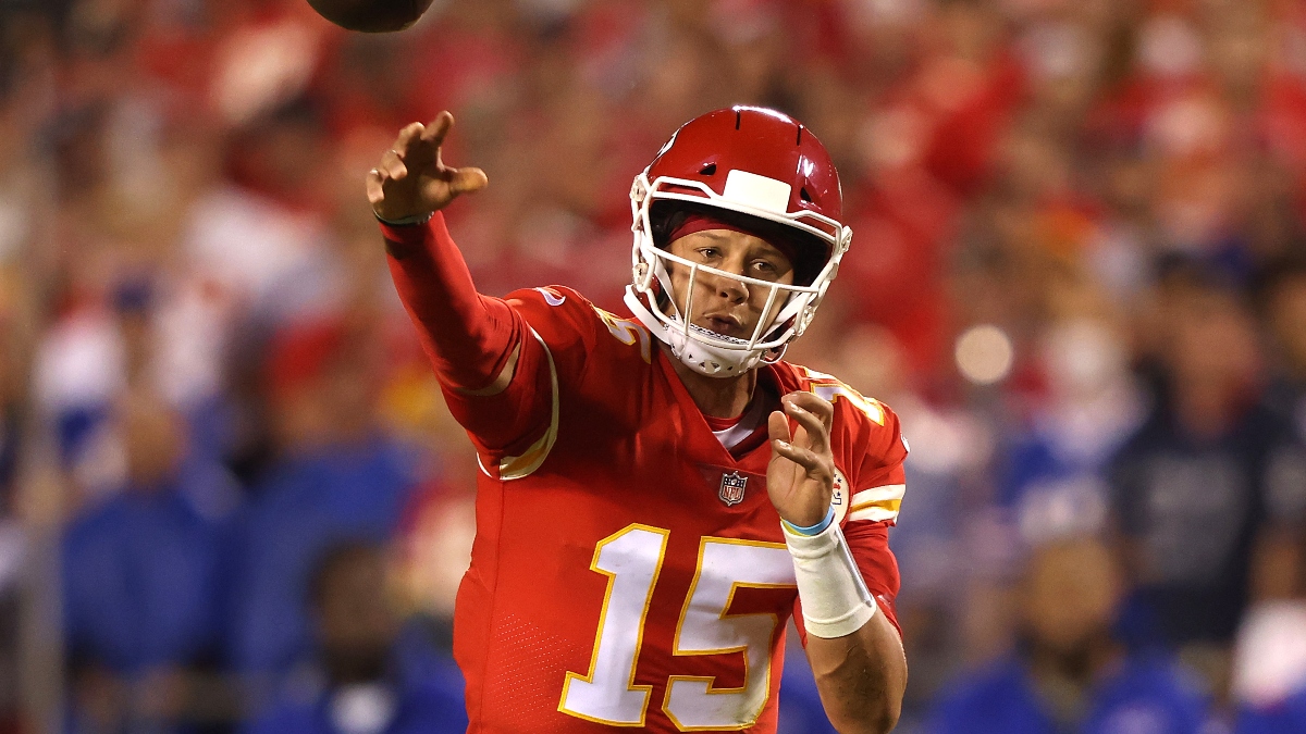 Chiefs vs. Giants Odds, Promo: Bet $50, Win $300 if Patrick Mahomes Completes a Pass! article feature image