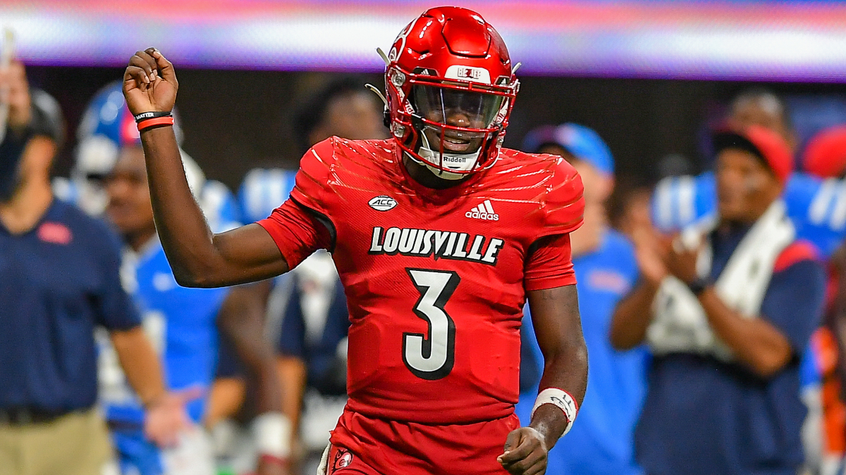 College Football Odds, Picks, Predictions for Virginia vs. Louisville: Back Cards With Small Play article feature image