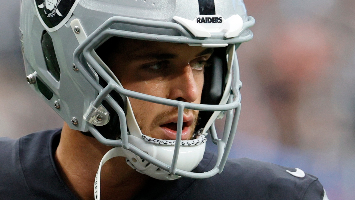 Derek Carr Next Team Odds: Colts, Jets & Titans Among Most Likely Landing Spots for 2023 NFL Season article feature image
