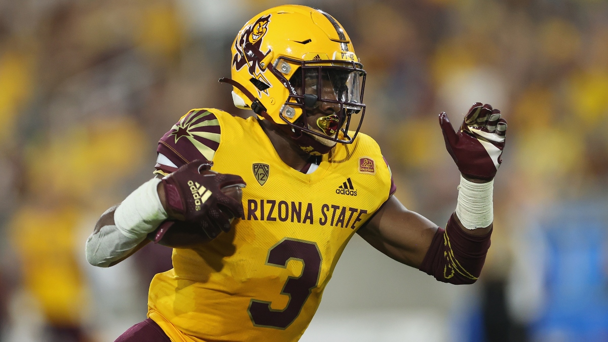 College Football Betting Model Predictions for Saturday: Arizona State vs. UCLA Attracting Smart Money article feature image