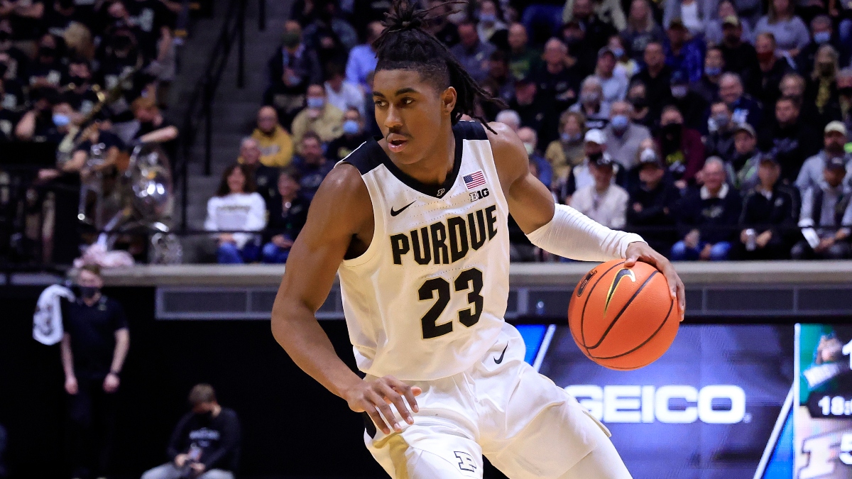 Sunday College Basketball Odds & Picks for Villanova vs. Purdue: Which Potential Final Four Team Has Value? article feature image