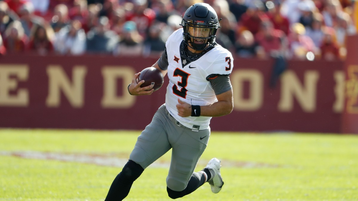 Spencer Sanders Heisman Odds: Oklahoma State QB Lights Up Central Michigan in Week 1 article feature image