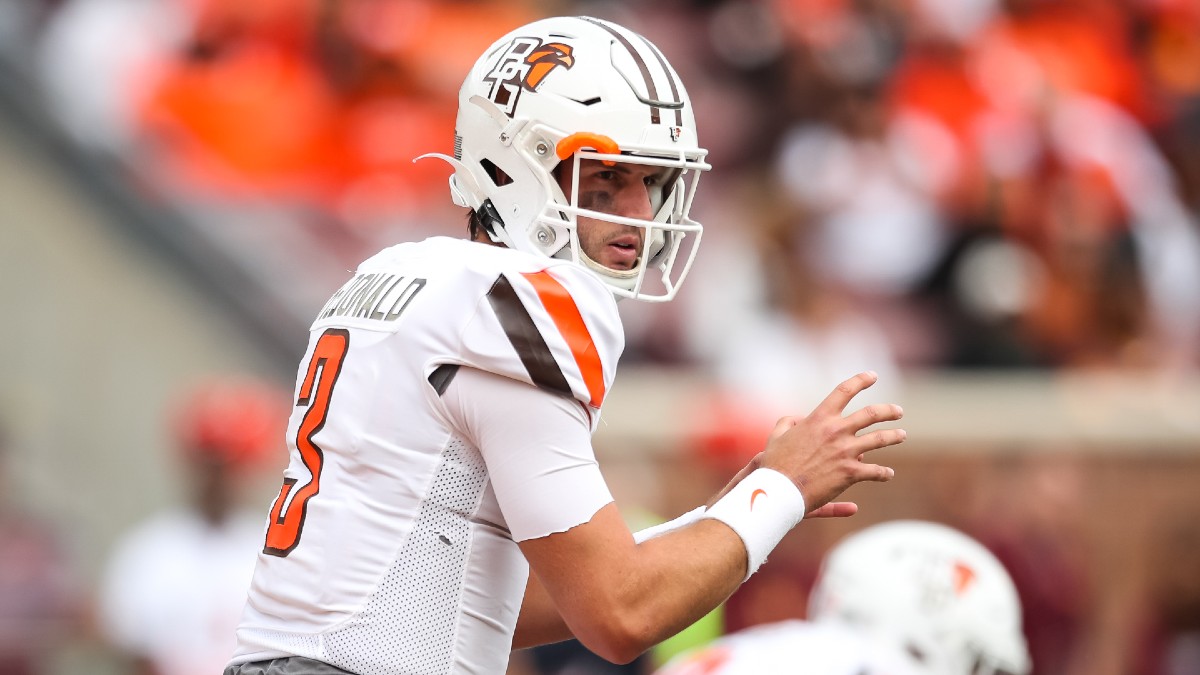 College Football Odds & Picks for Toledo vs. Bowling Green: Betting Value on Wednesday’s Over/Under (Nov. 10) article feature image