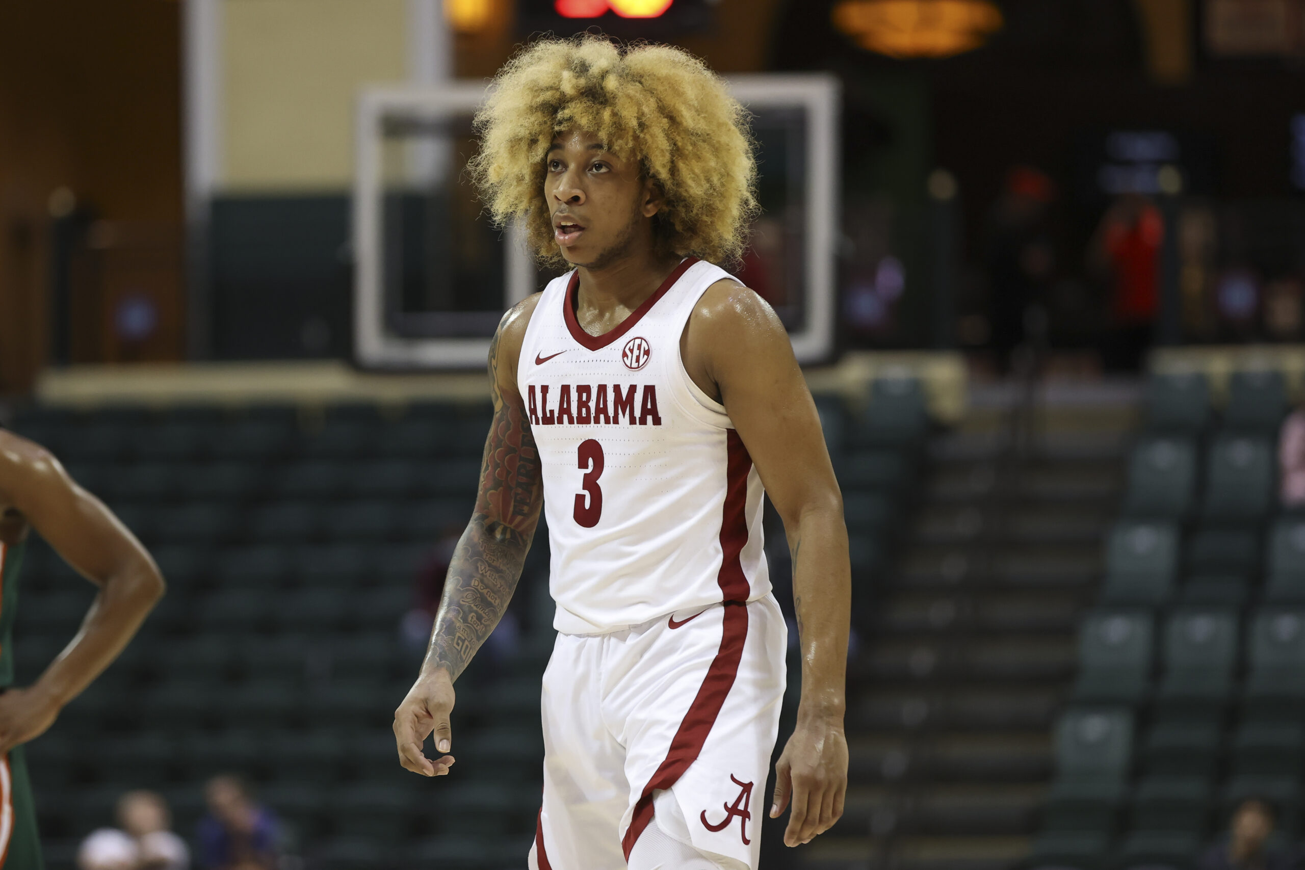 Wednesday College Basketball Odds, Picks & Predictions for LSU vs. Alabama: Smart Money Hammering SEC Night Game article feature image