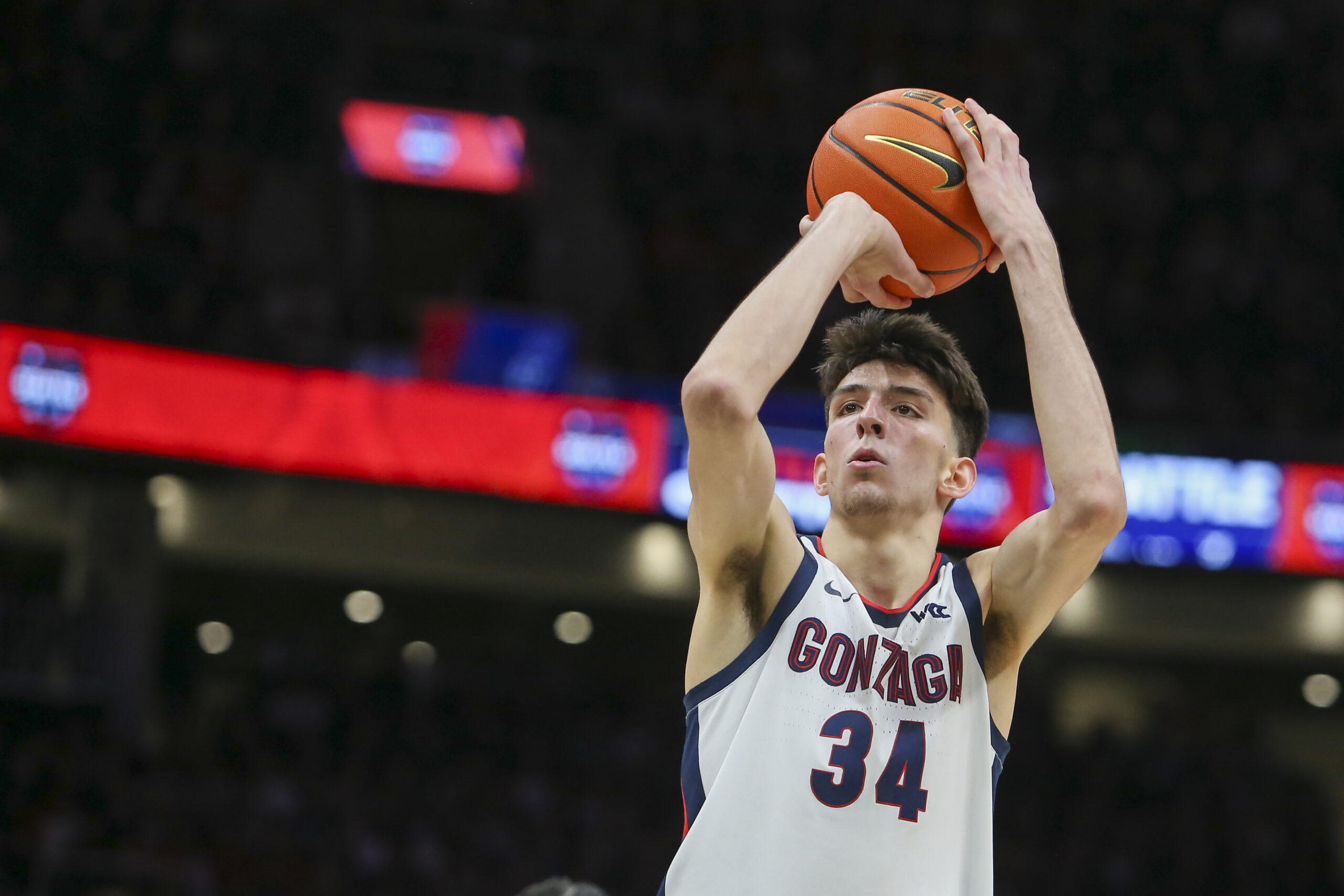 Tuesday College Basketball Odds, Picks & Predictions: The 3 Games Wise Guys are Targeting, Including Yale vs. Saint Mary’s, North Alabama vs. Gonzaga article feature image
