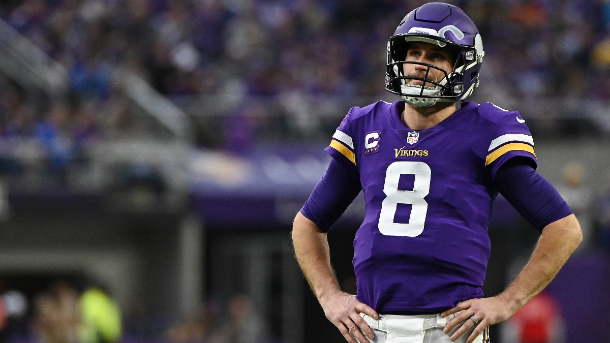 Vikings vs. Packers NFL Odds, Picks & Predictions: Sharps, Big Money Bettors Targeting Spread, Total article feature image