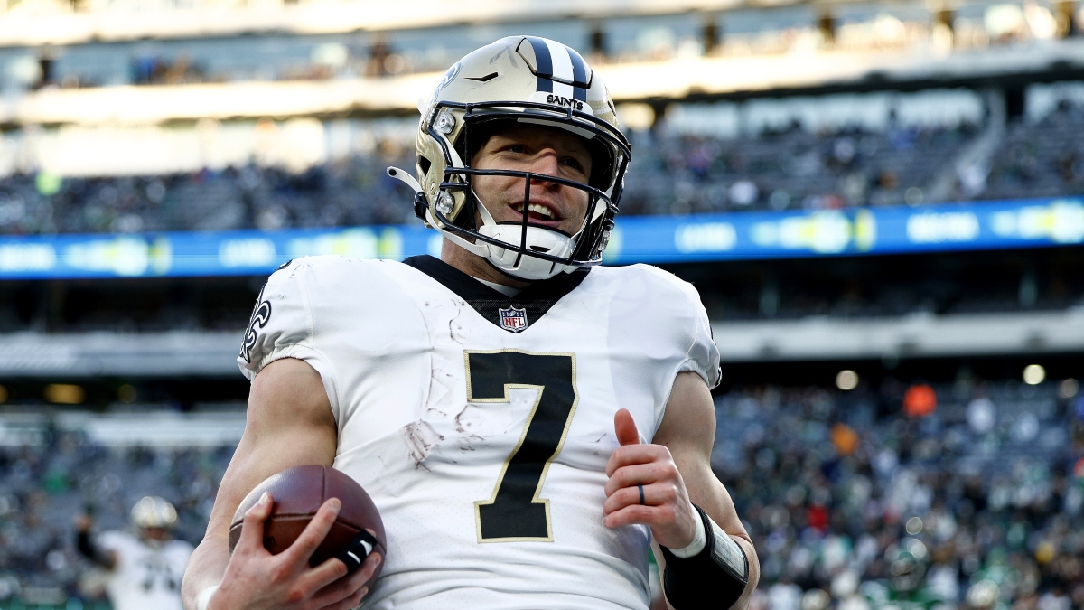 Sunday NFL Props: A Taysom Hill Over, Jeff Wilson Under, More Expert Picks For Week 15 article feature image