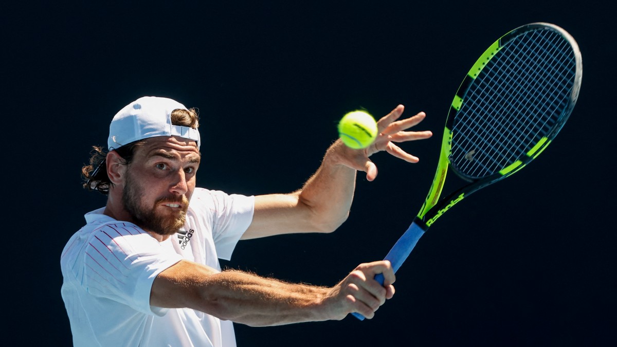 Maxime Cressy vs. Christopher O’Connell Australian Open Odds & Preview: Big Server to Continue Hot-Streak article feature image