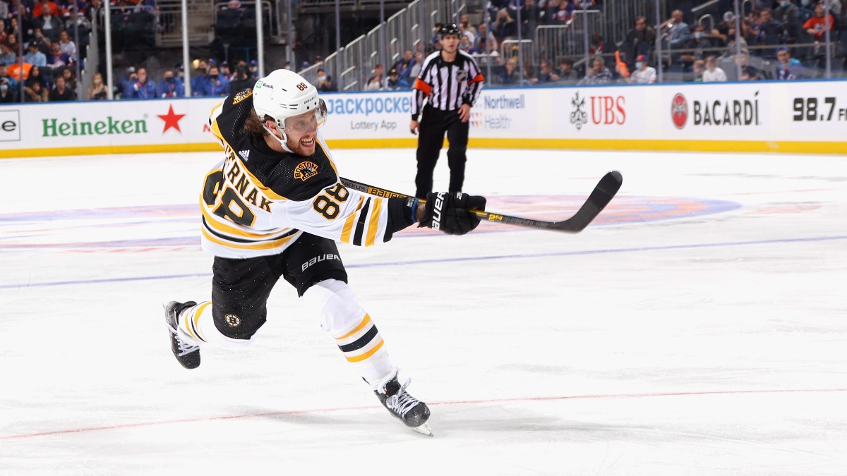Sunday NHL Odds, Pick, Prediction: Boston Bruins vs. Detroit Red Wings Betting Preview article feature image