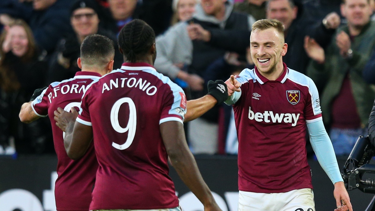 Eintracht Frankfurt vs. West Ham United Odds, Picks, Predictions: How To Bet Thursday’s Europa League Clash (May 5) article feature image