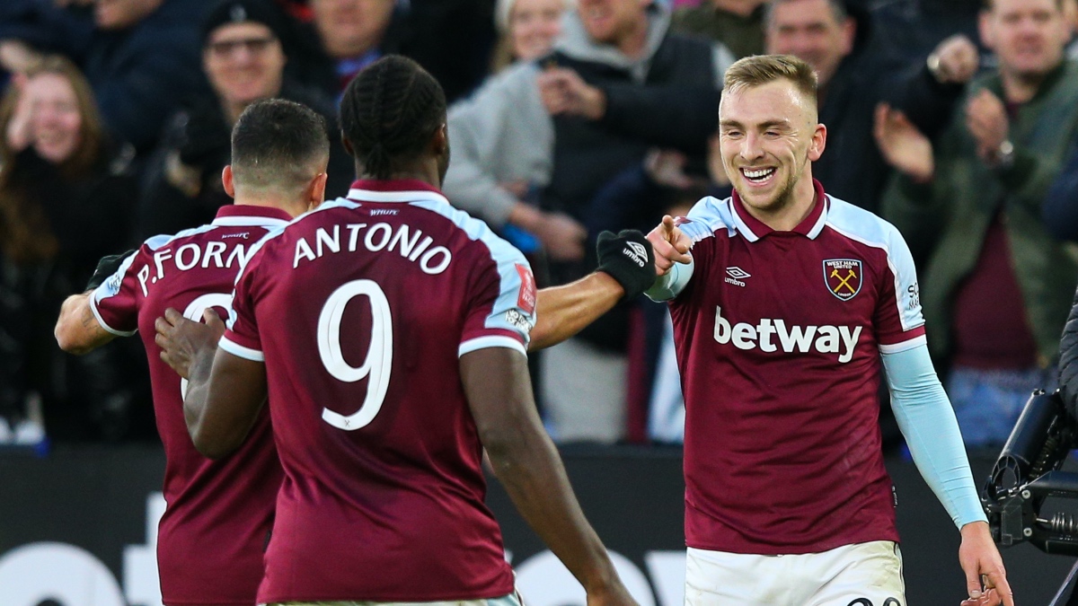 Premier League Odds & Picks: Our 2 Best Bets, Featuring West Ham & Everton Image