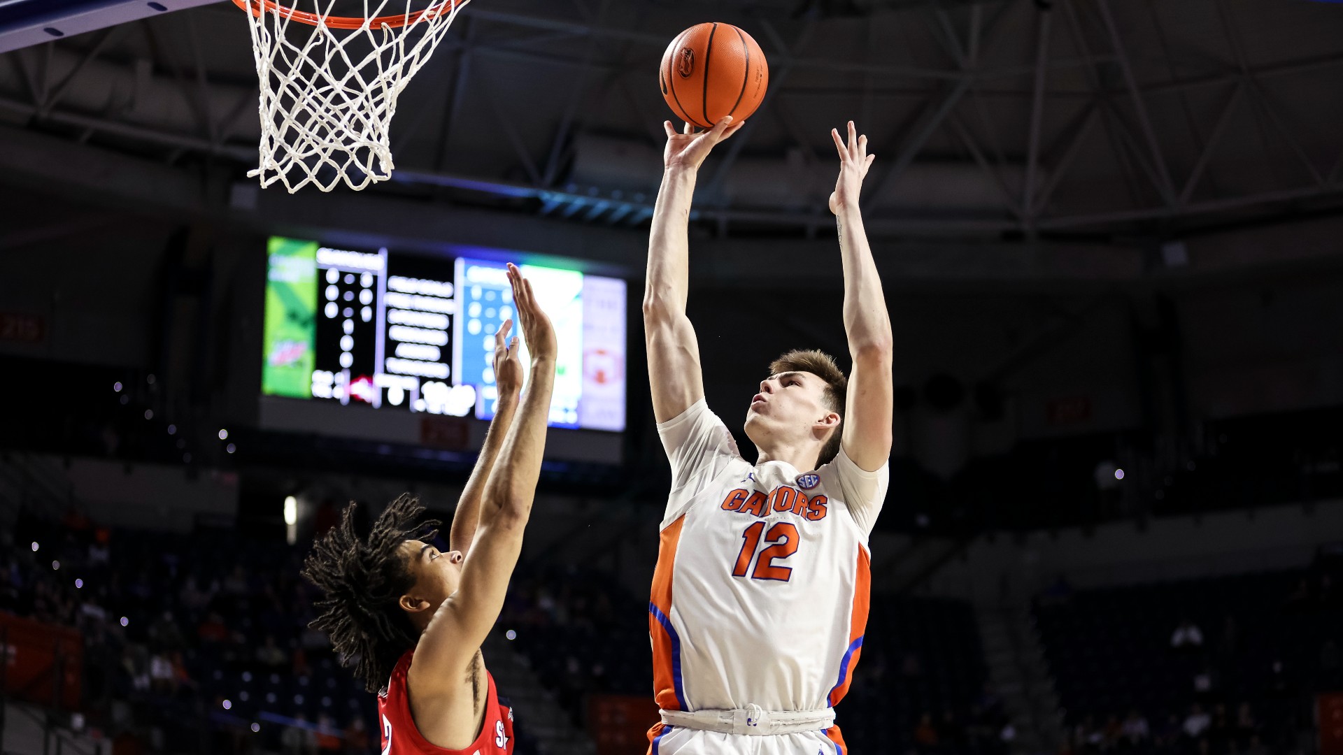 Saturday College Basketball Odds, Picks, Predictions: 2 Games Attracting Expert Betting Action, Including Tennessee vs. LSU, Florida vs. Auburn article feature image