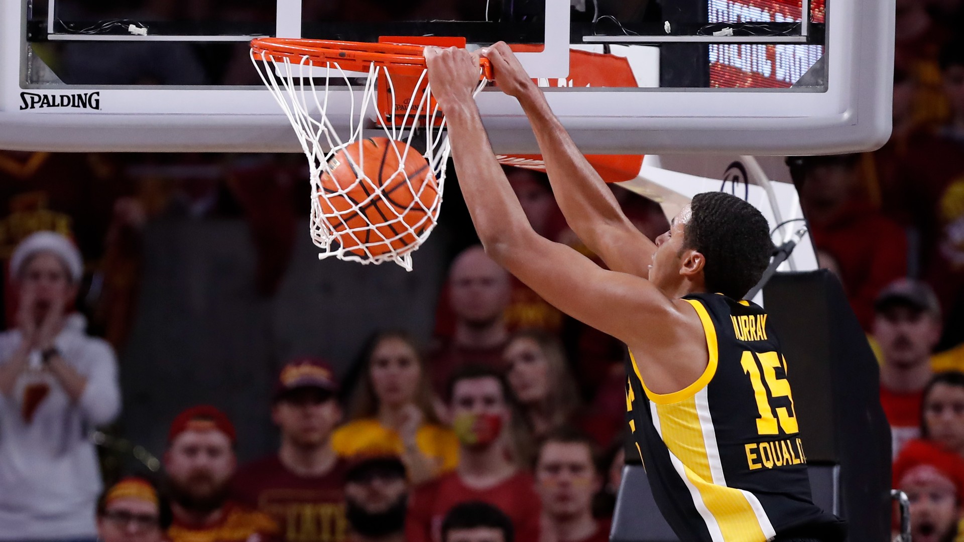 College Basketball Best Bets: Three Man Weave’s 3 Top Picks for Monday, Including Maryland vs. Iowa article feature image