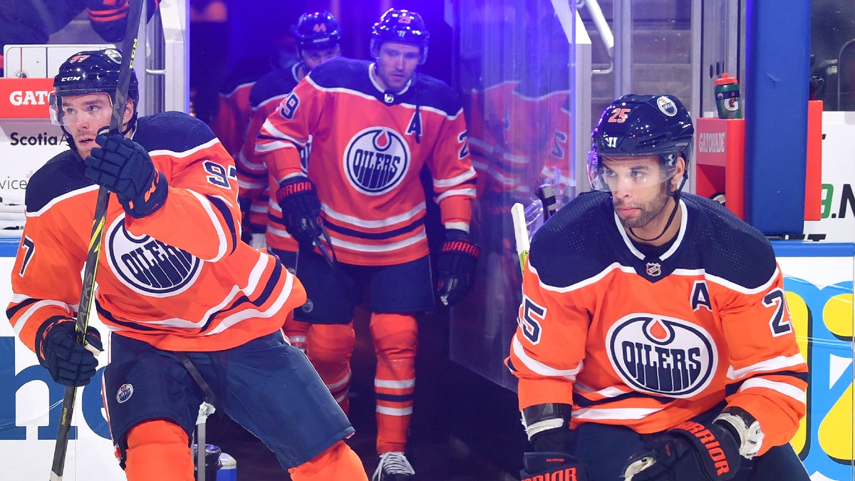 Oilers vs. Senators NHL Picks, Edges & Projections: Sharps, Experts Hammering Monday’s Moneyline article feature image