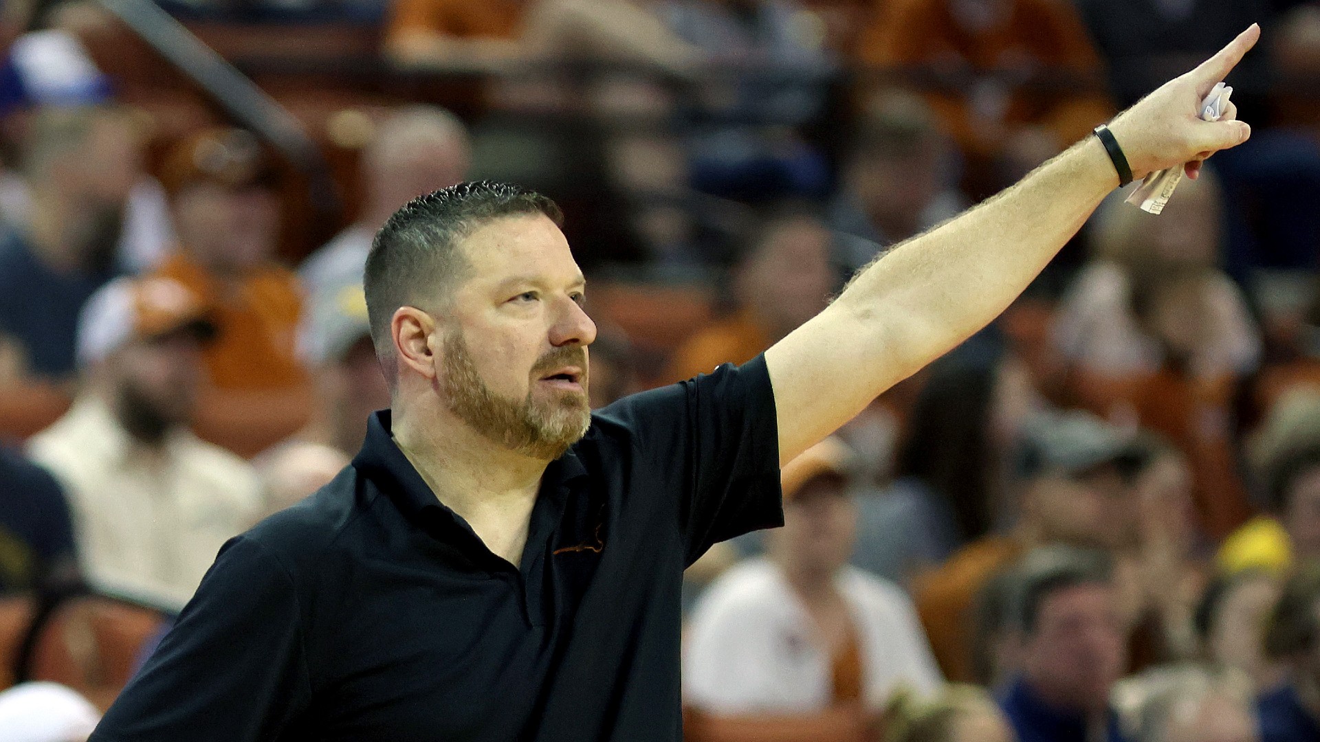 Saturday College Basketball Odds, Picks & Predictions for Texas vs. Iowa State (Jan. 15) article feature image