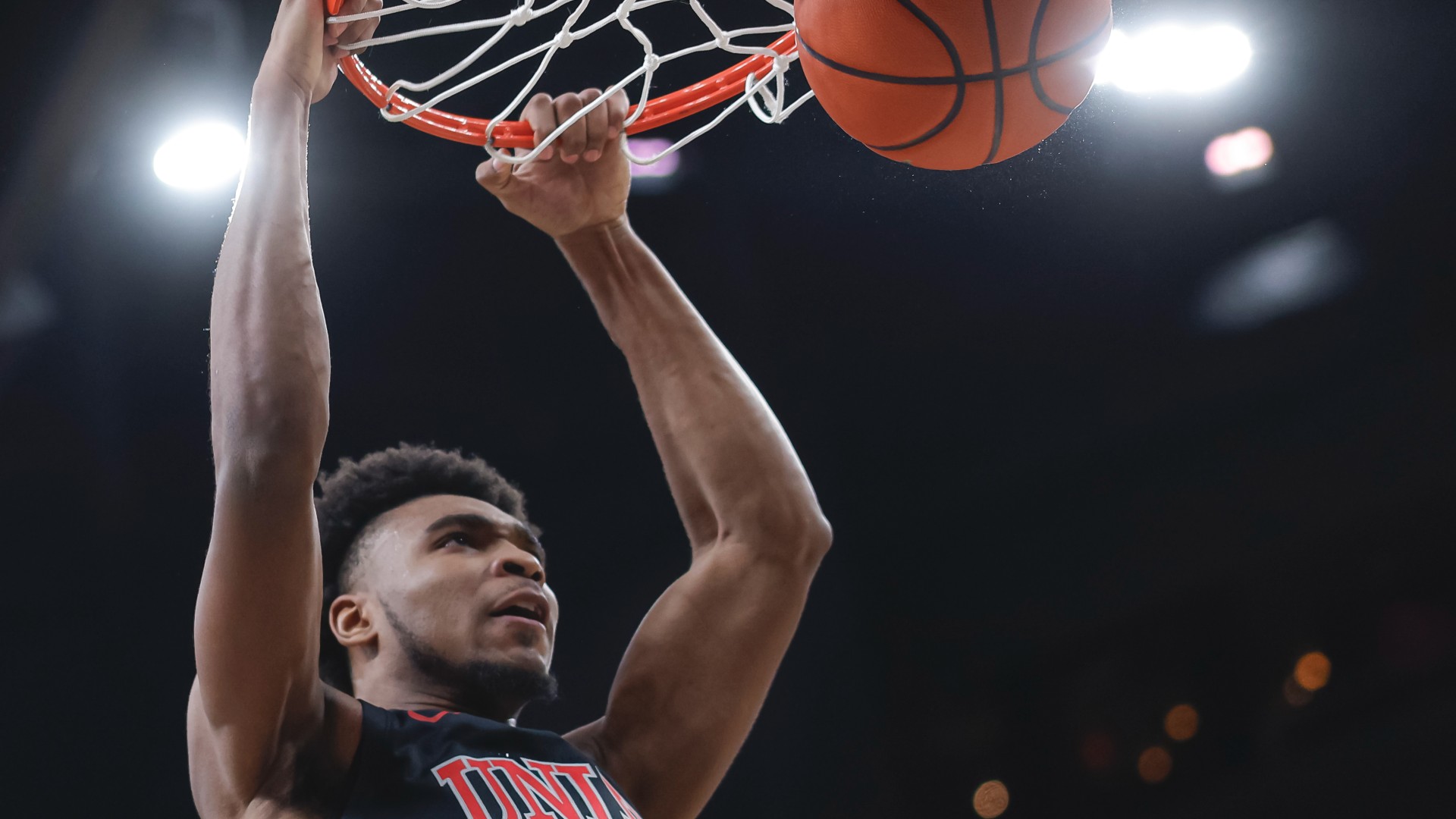 UNLV vs. Utah State Odds, Picks & Predictions: Mountain West Basketball Betting Preview (Saturday, Feb. 5) article feature image