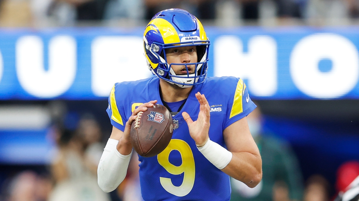 Super Bowl 56 Odds, Promo: Bet $10, Win $220 if Matt Stafford Throws for 1+ Yard! article feature image