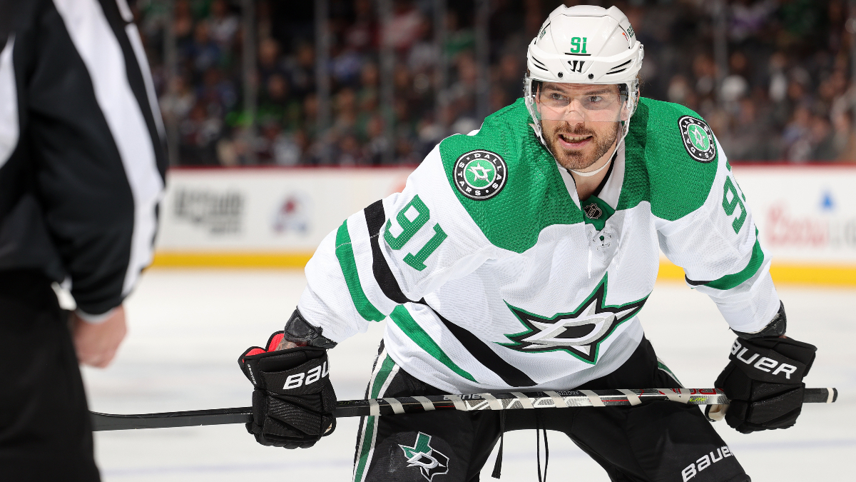 NHL Odds, Pick & Preview: Stars vs. Canucks (April 18) article feature image