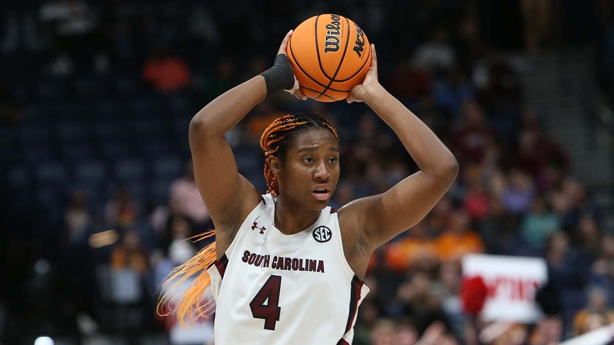 NCAA Women’s College Basketball Tournament Odds: South Carolina Remains Heavy Favorite to Take 2022 Title article feature image
