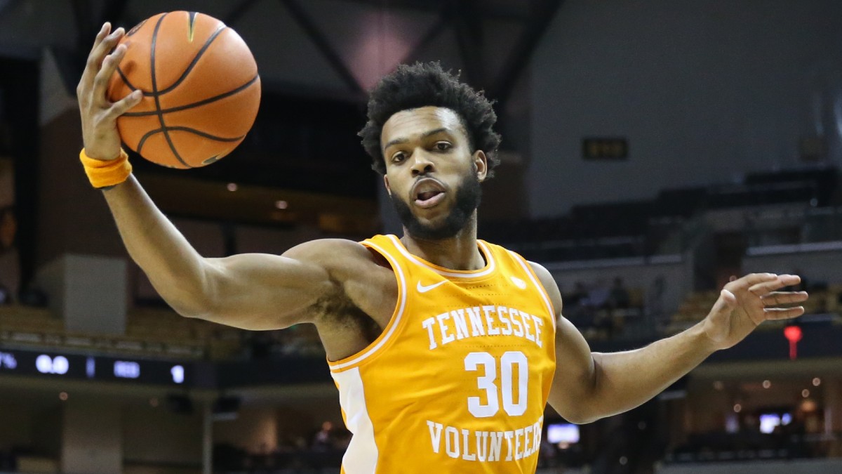 Arkansas vs. Tennessee Odds & Picks: Why to Bet Volunteers (March 5) article feature image