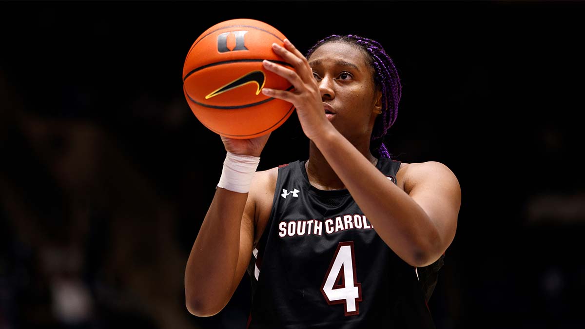NCAA Women’s College Basketball Tournament Odds: South Carolina Tabbed Heavy Favorite to Take 2022 Title article feature image