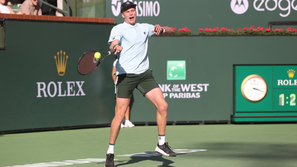 Monday ATP Indian Wells Odds, Picks & Analysis: Will Brooksby Notch Upset Win? (March 14) article feature image