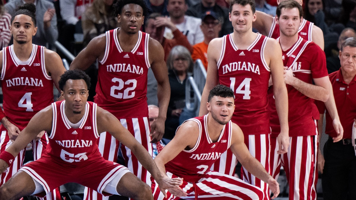 Tuesday College Basketball Odds, Betting Trends: Indiana vs. Wyoming, Colorado vs. St. Bonaventure Among Most Popular Bets article feature image
