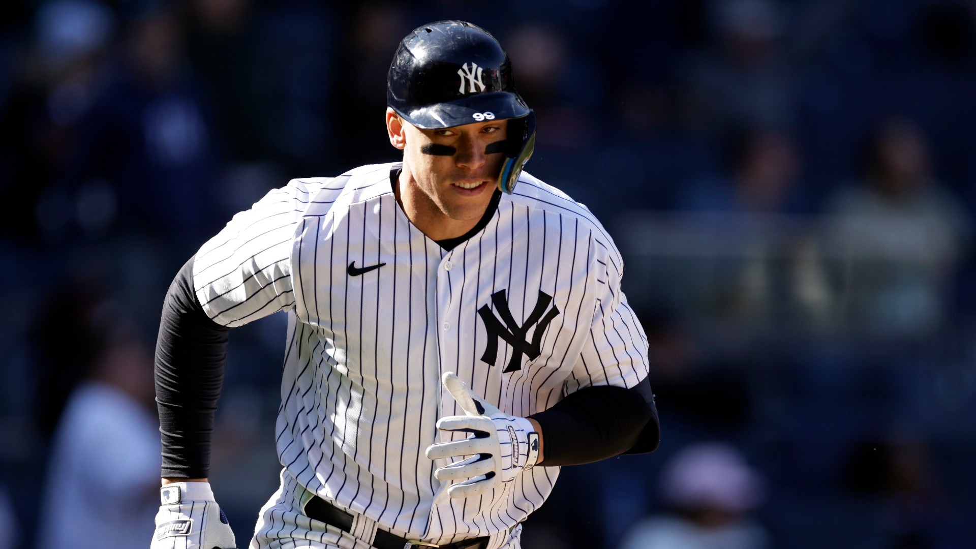MLB Odds, Picks & Betting System Predictions for 4 Games, Including Yankees vs. White Sox (Saturday, May 14) article feature image