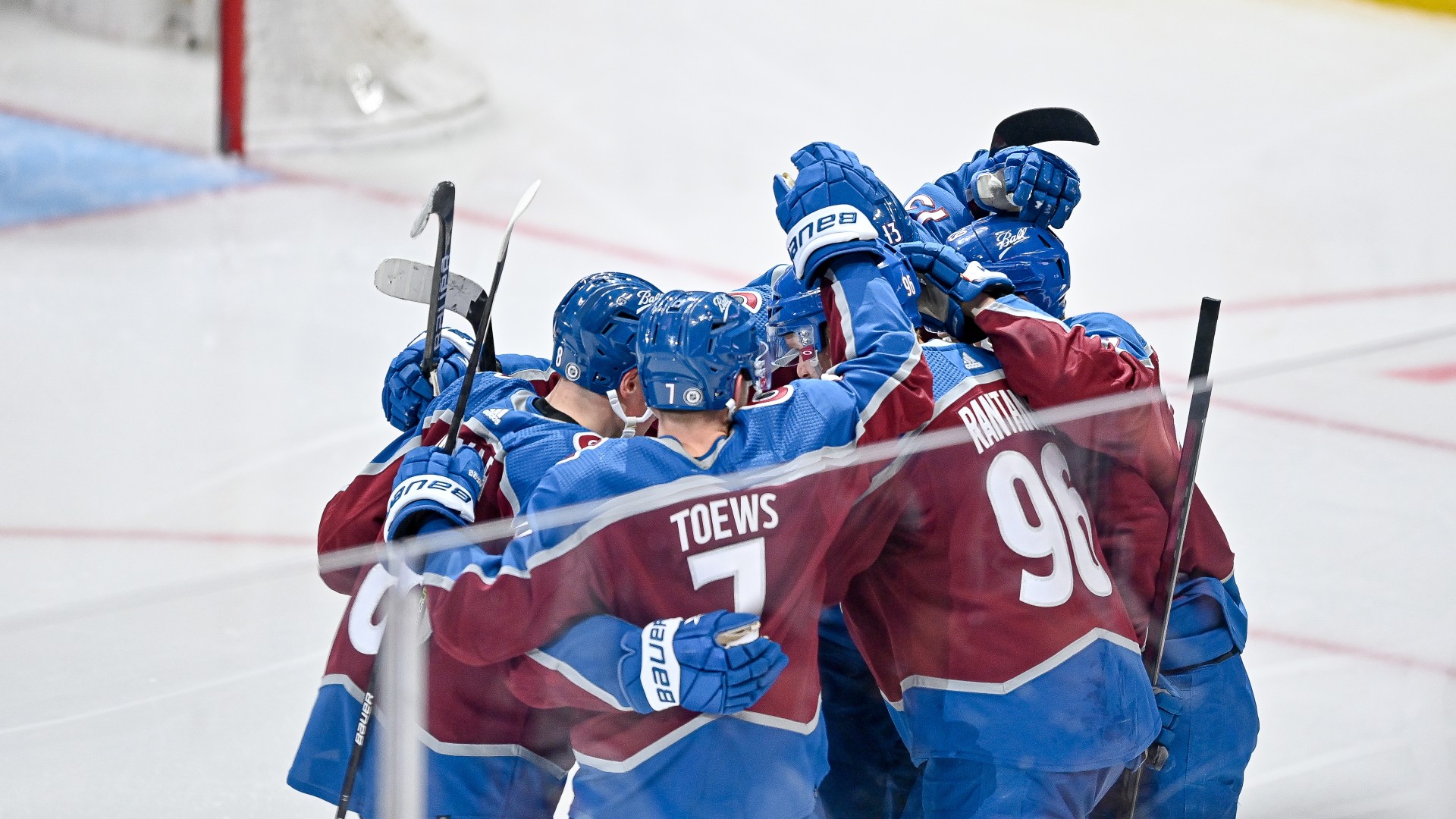 Capitals vs. Avalanche Odds & Picks: Betting Value on Monday’s Over/Under article feature image