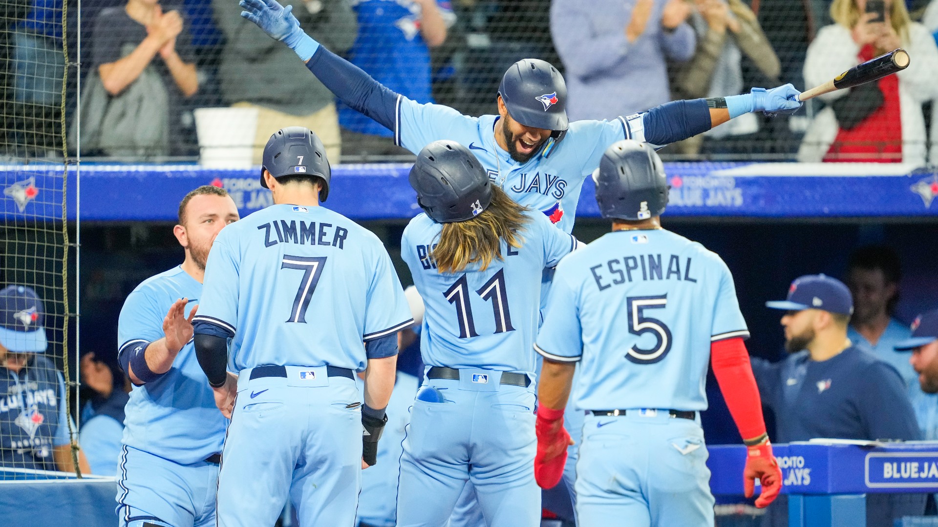 Red Sox vs. Blue Jays Betting Odds, Picks: Expect Toronto to Dominate article feature image
