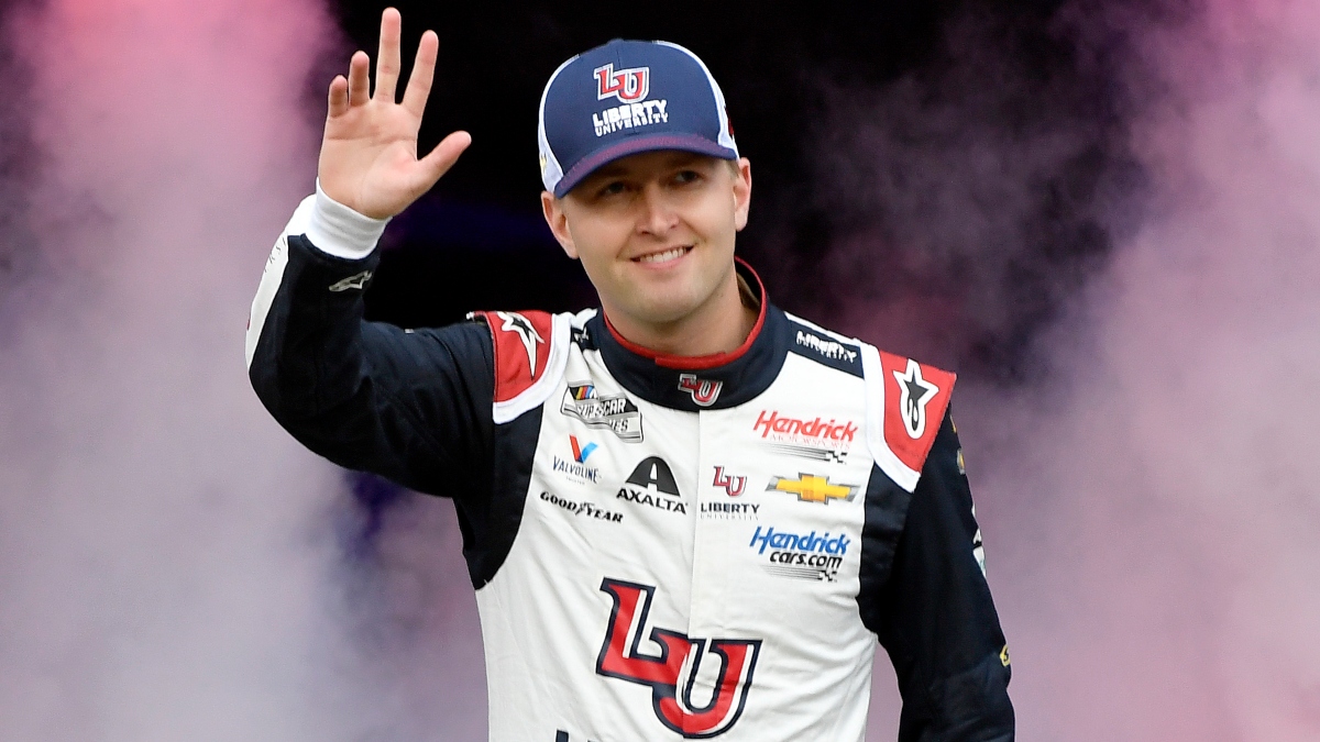 NASCAR Odds, Picks & Predictions for Kansas: Bet on William Byron at Kansas article feature image