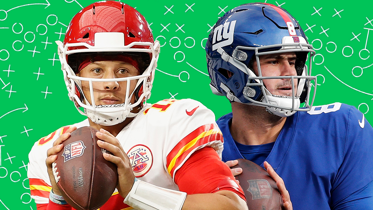 2022 NFL Strength of Schedule Rankings: Expert Projects Chiefs with Hardest, Giants with Easiest Schedules article feature image