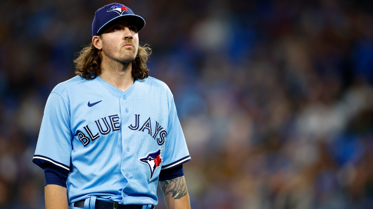 MLB Odds & Picks for White Sox vs. Blue Jays: Kevin Gausman & Toronto Should Prevail article feature image