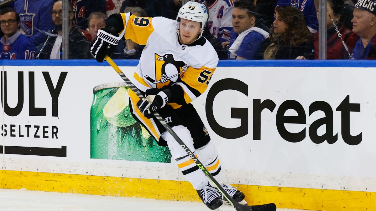 Jake Guentzel’s Shot on Goal Not Awarded: Will Sportsbooks Refund Disputed Penguins vs. Canadiens Prop Bet? article feature image