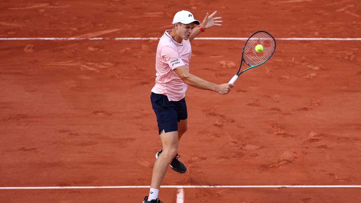 Casper Ruud vs. Hubert Hurkacz French Open Odds, Preview, Prediction (May 30) article feature image