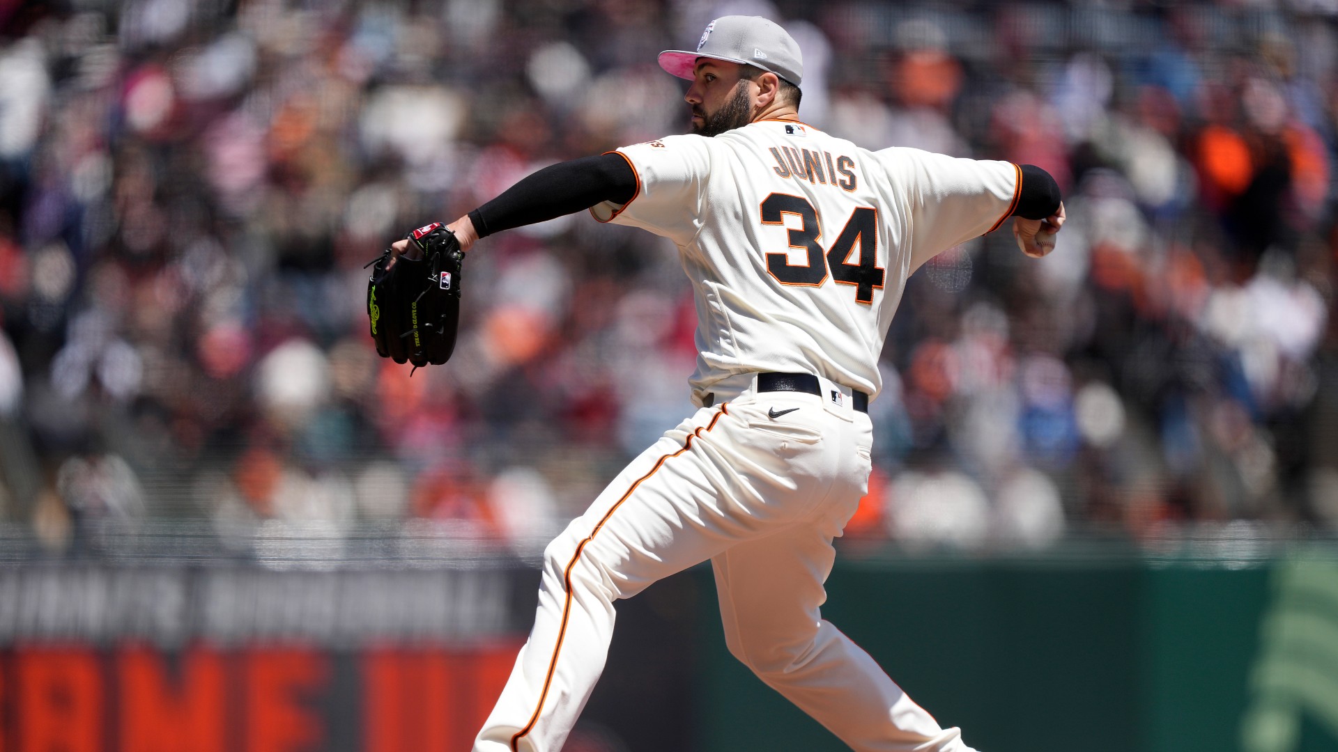 Saturday MLB Odds, Picks, Predictions for Giants vs. Cardinals: Back Team on Massive Hot Streak (May 14) article feature image