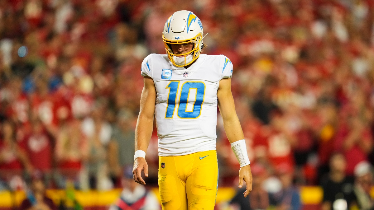 Jaguars vs Chargers Odds: Justin Herbert Injury Creates Significant Shift in Spread article feature image