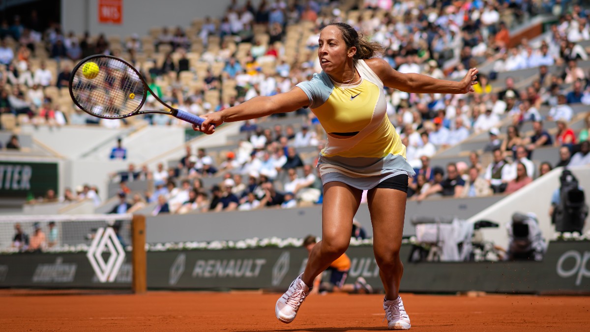 2022 French Open Odds, Picks, Analysis: Our Best Bets For Zheng-Cornet & Rybakina-Keys (May 28) article feature image