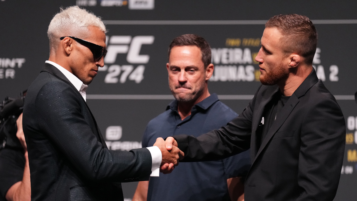 Charles Oliveira vs. Justin Gaethje Odds & UFC 274 Prediction: Find Value on a Finish in Main Event (May 7) article feature image