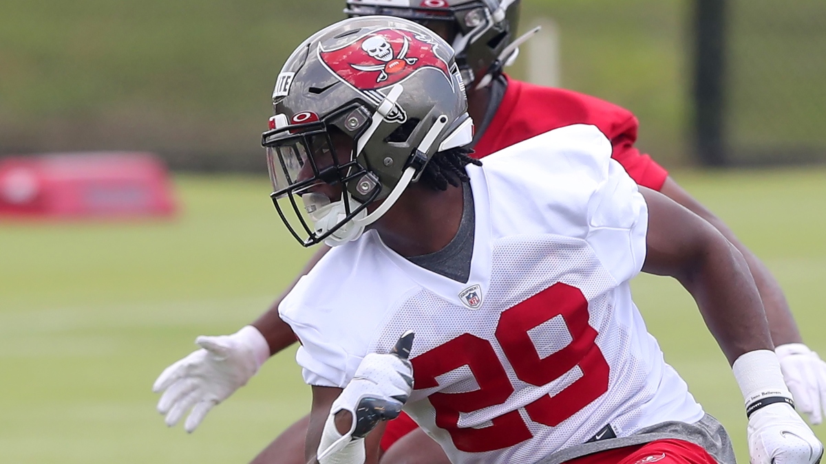 Rachaad White Fantasy Football Outlook: Can the Bucs Rookie RB Offer Any Immediate Value? article feature image