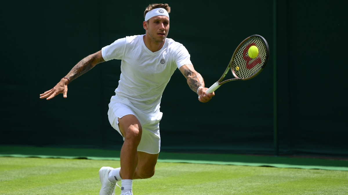 Thursday Wimbledon Odds, Previews, Picks: 2 Underdogs With Value (June 30) article feature image
