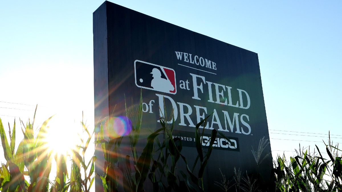 Cubs vs. Reds Odds & Picks: How to Bet Thursday’s Field of Dreams Game (Aug. 11) article feature image