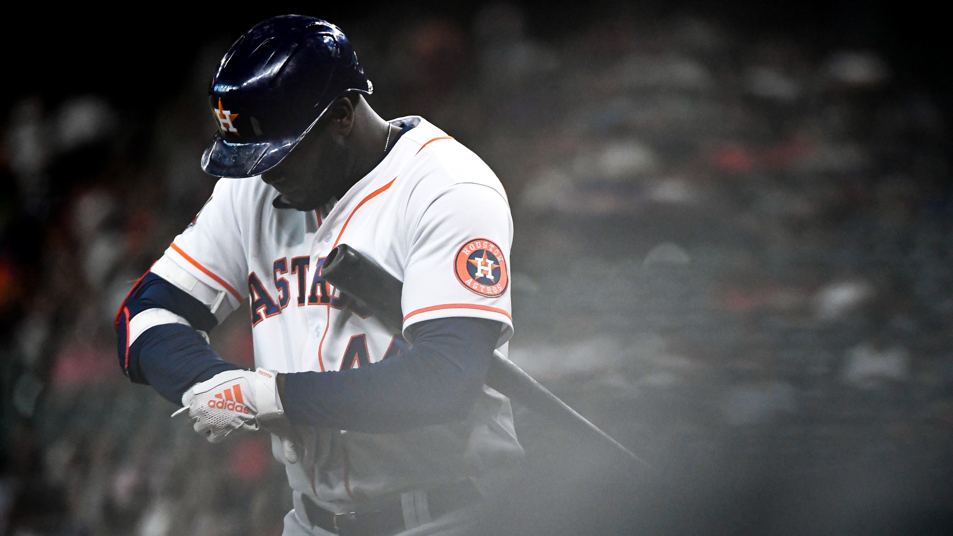 MLB Player Props Odds, Picks, Predictions: 2 Bets for Isaac Paredes & Yordan Alvarez (Wednesday, Aug. 3) article feature image